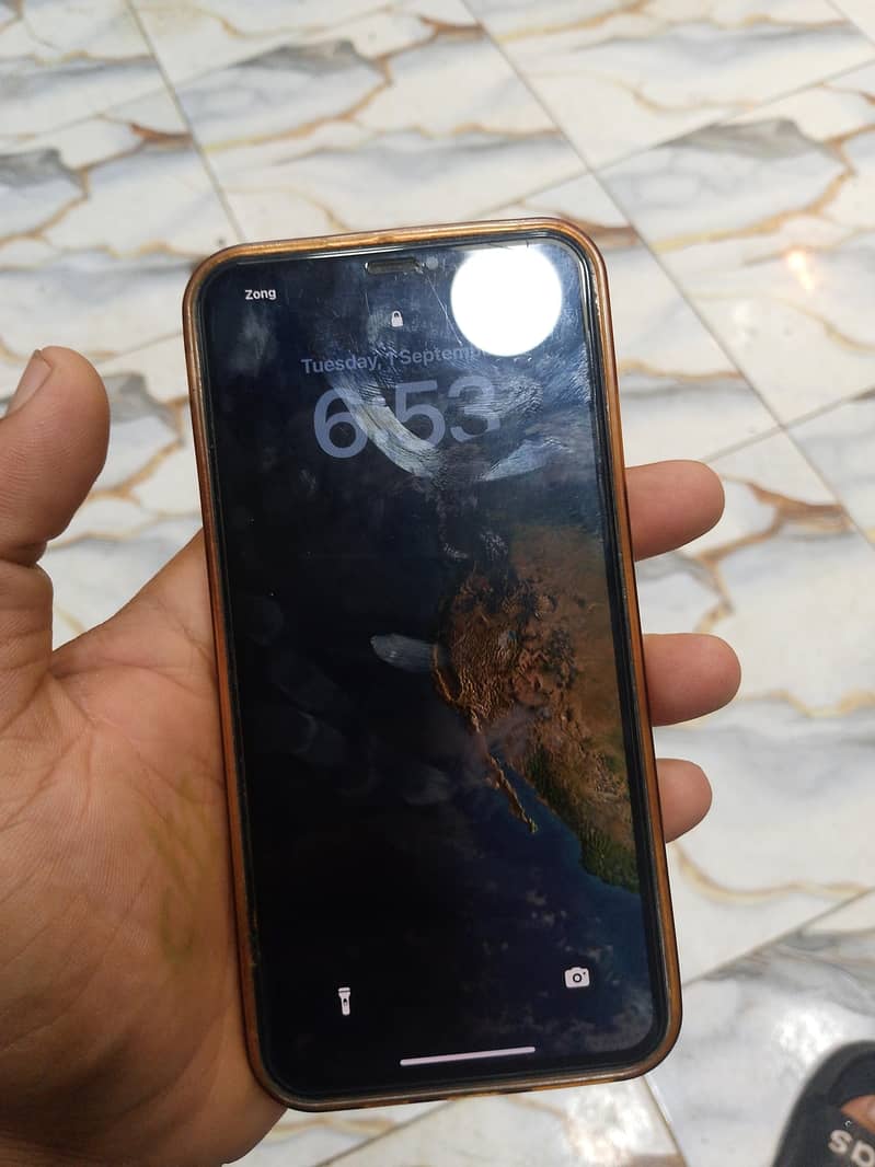 Apple iPhone X 1