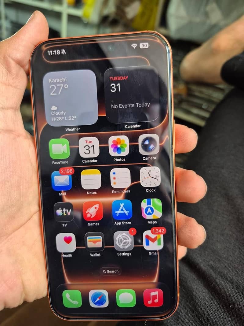 17 pro max 4