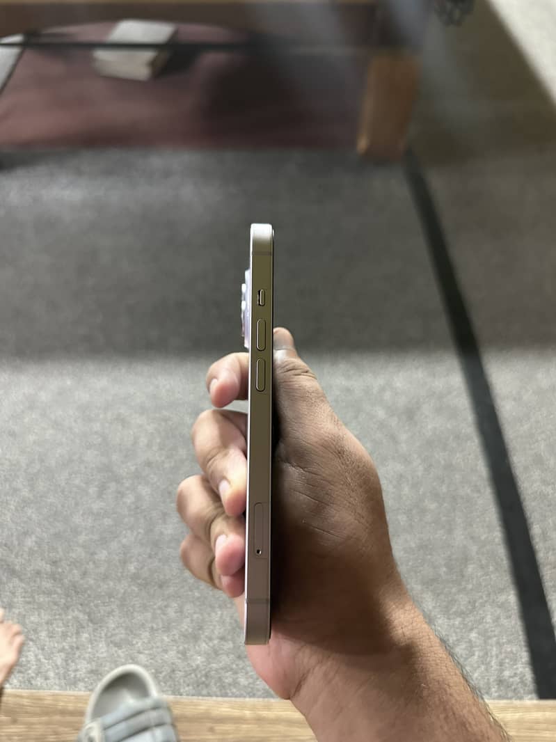 Apple iPhone 14 1