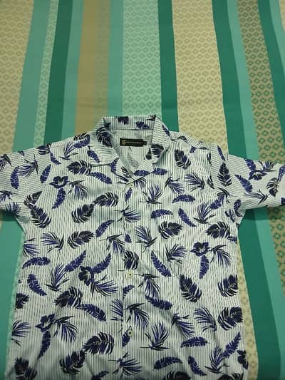 White and Blue Tropical Leaf Print Short Sleeve Sh
