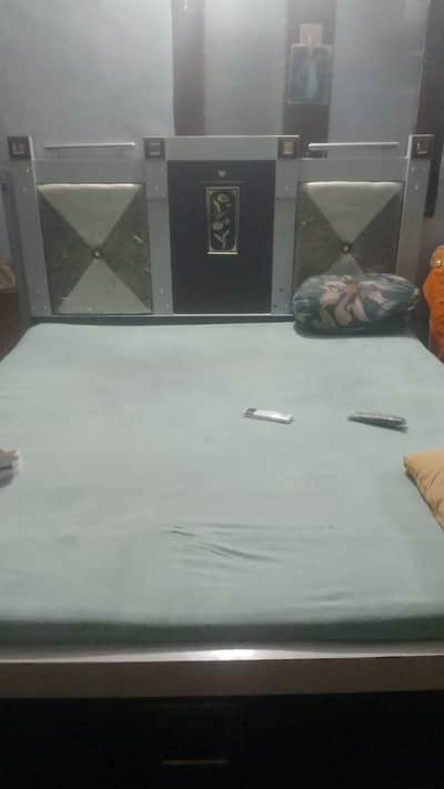 Dubbel Bed or Dressing Tebal 28000