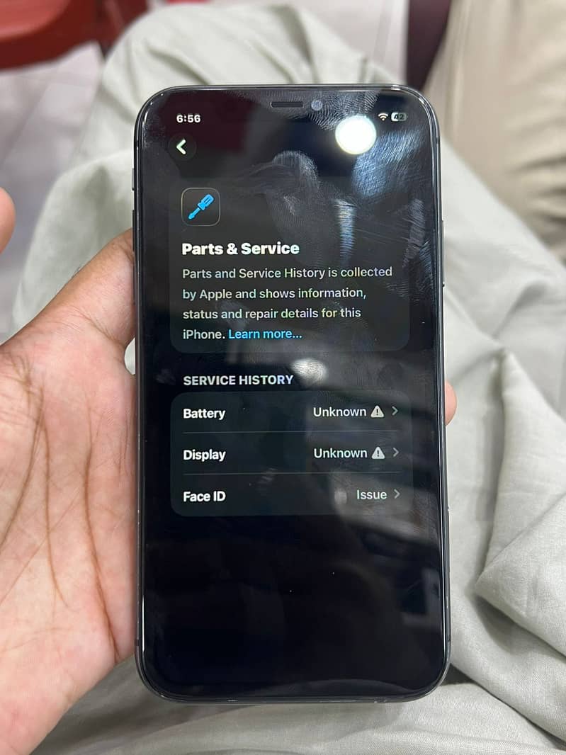 Apple iPhone 11 7