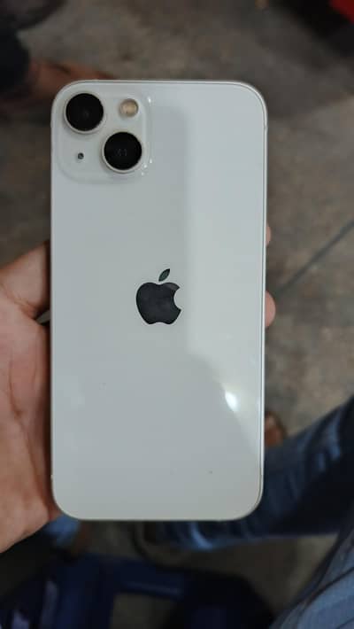 Apple iPhone 13