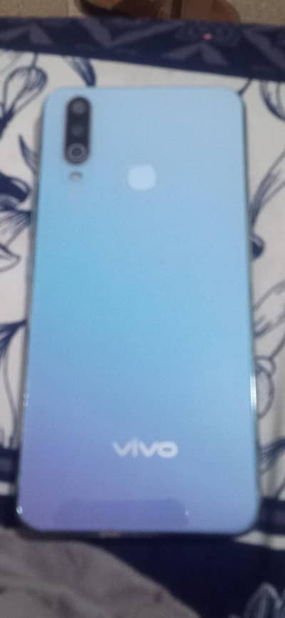Vivo Y17