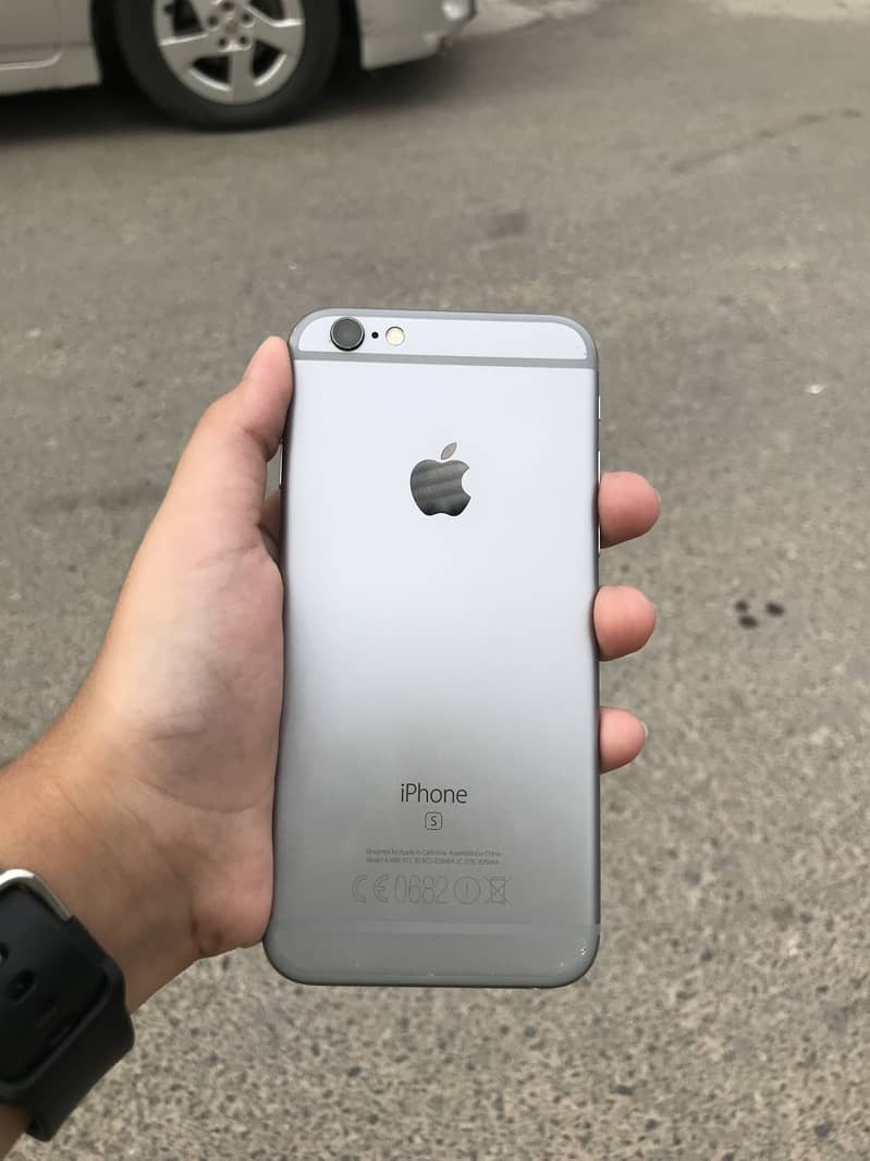 Apple iPhone 6S 6