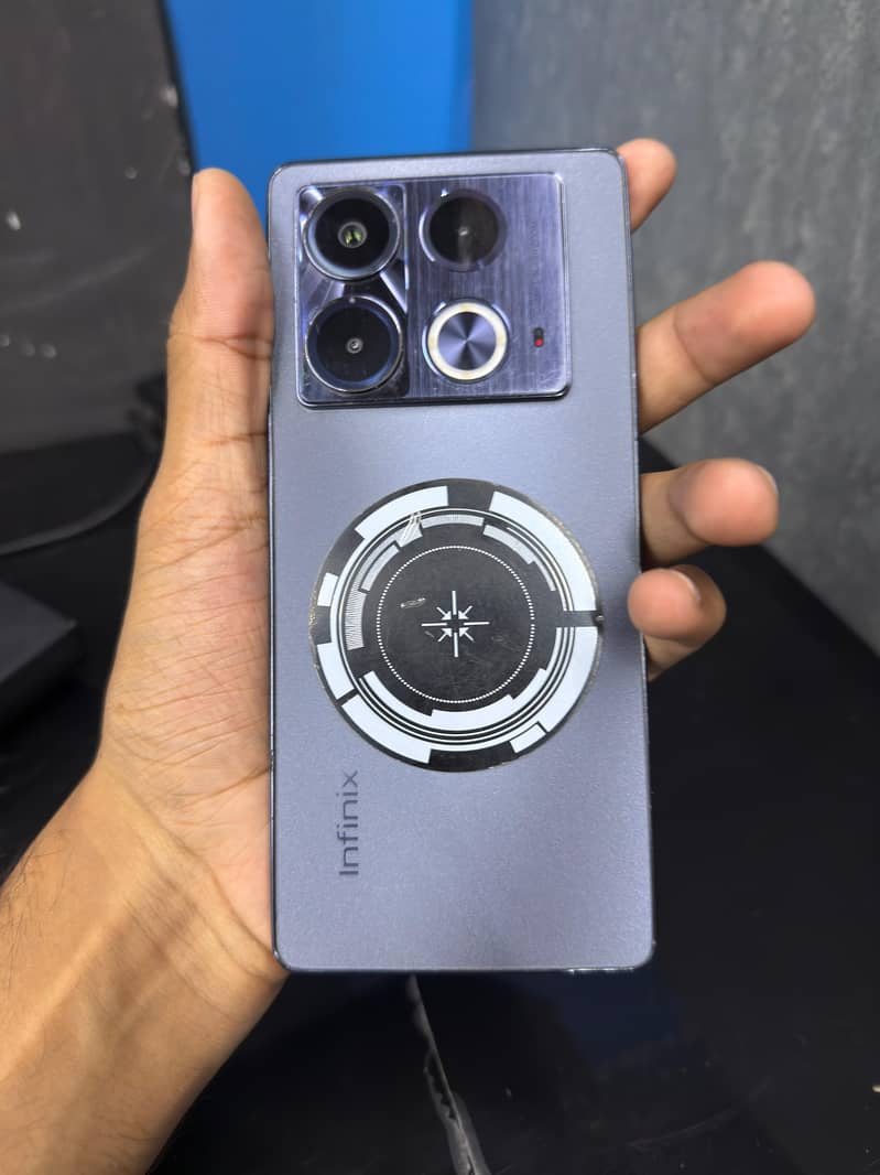 Infinix Note 40 2