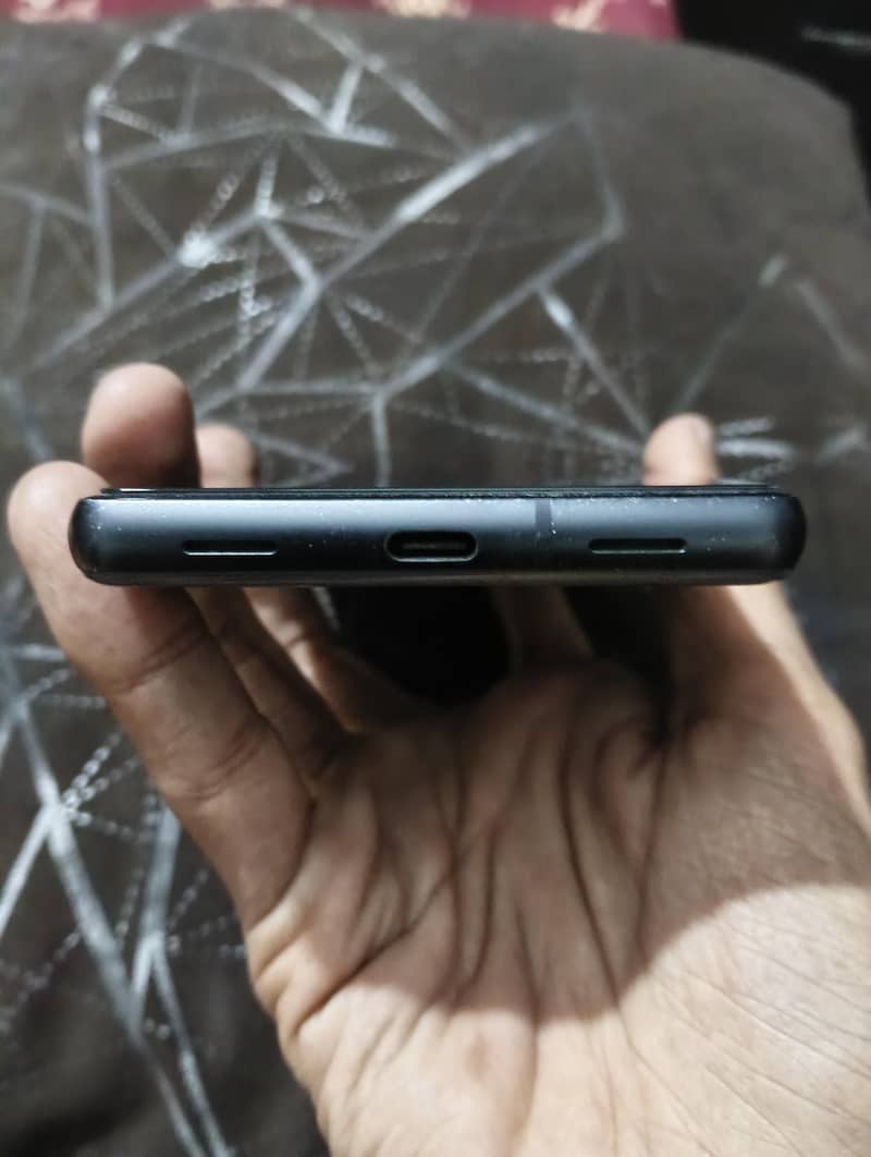 Google Pixel 7a 1