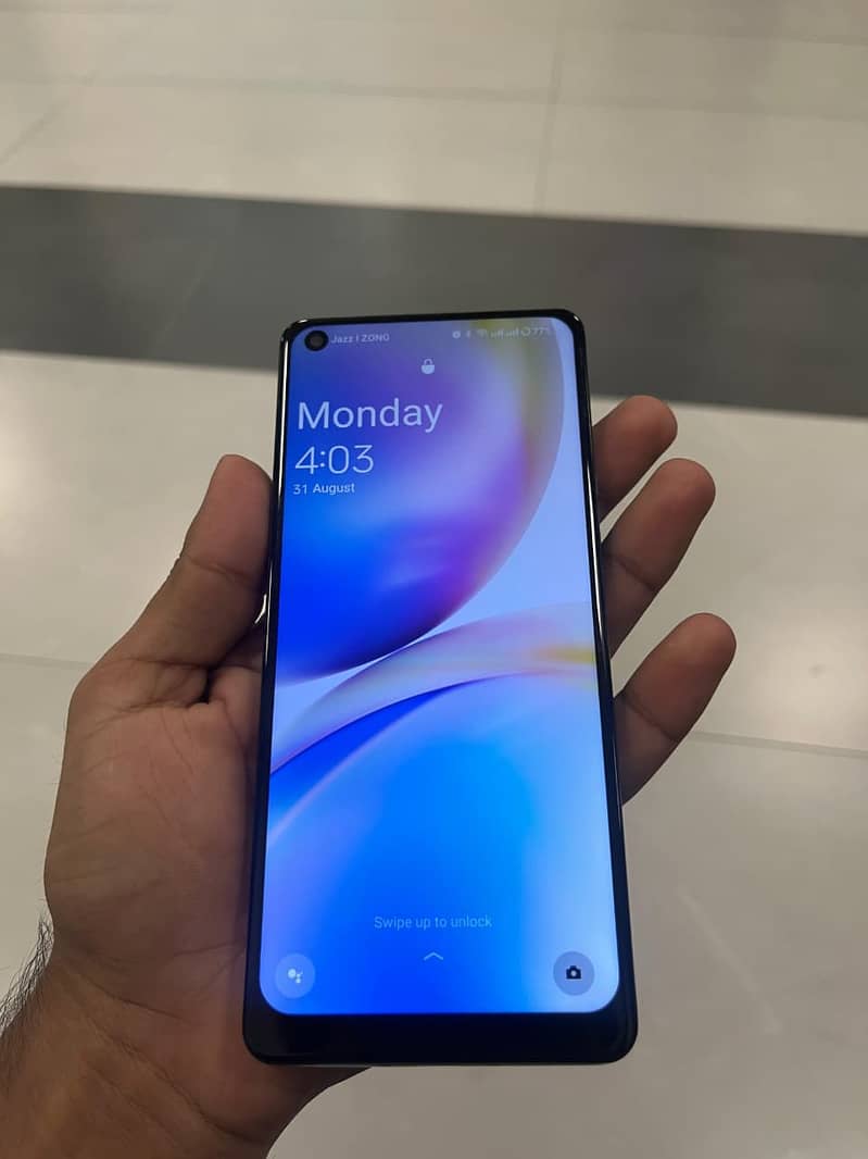 One Plus 8 Pro 5