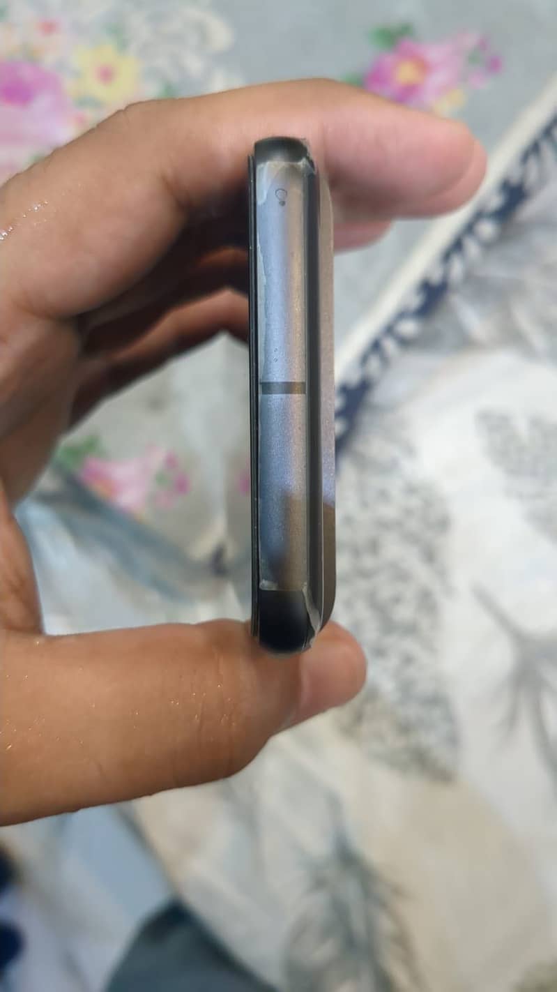 Google Pixel 8 5