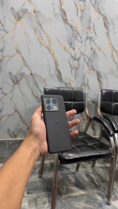 One Plus 10 Pro