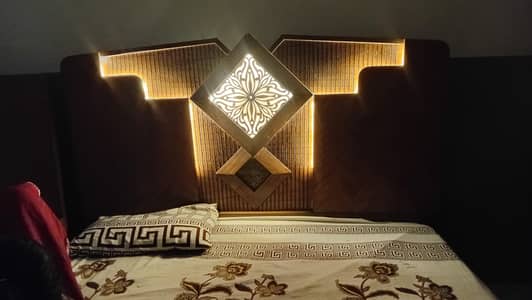 BED SET  [ KINGSIZE BED SET [ WOODEN POLISH ]