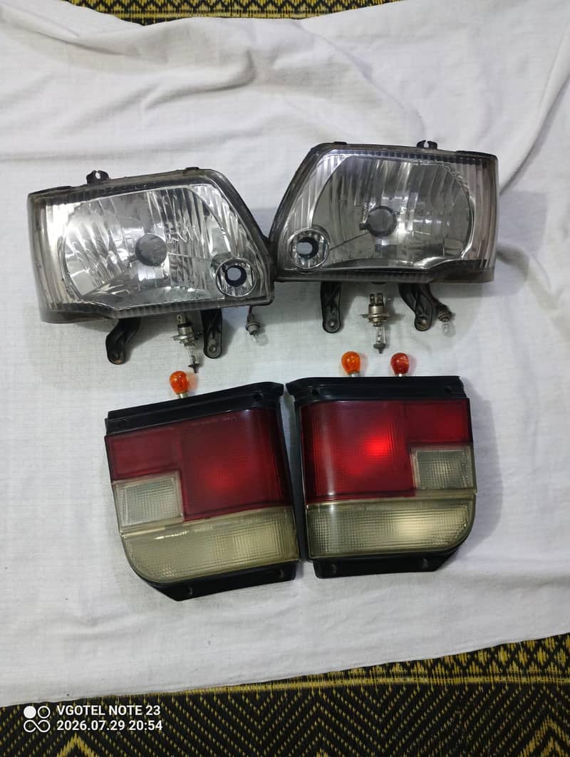 کہیں سے بھی ٹوٹی ہوئی نہیں ہے 1