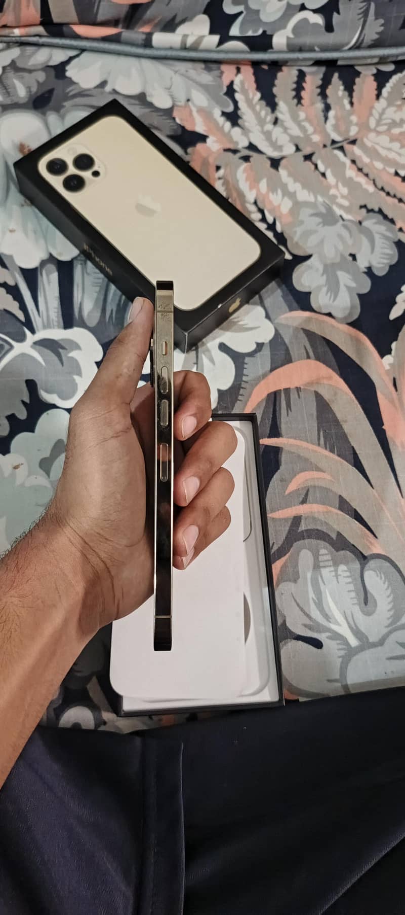 Apple iPhone 13 Pro Max 3