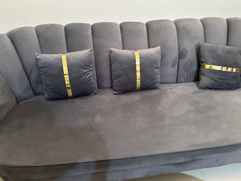 Sofa Set (5 seater + table) 2