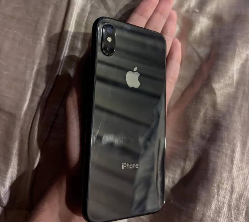 Apple iPhone X 3