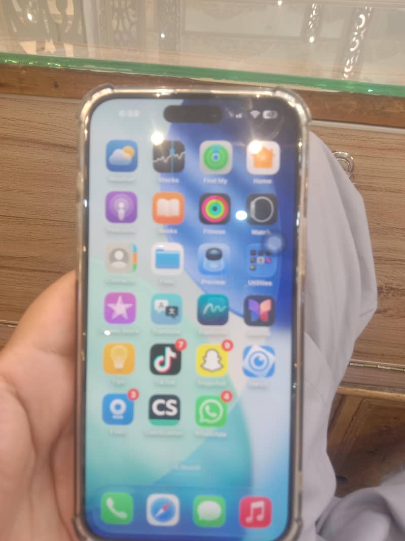 Apple iPhone 15 plus 0