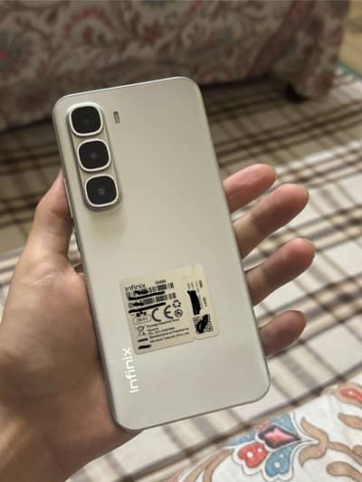 Infinix HOT 60 Pro Plus 256GB 8GB