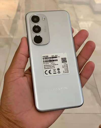 spark 40pro plus brand new 10 dyS use box open