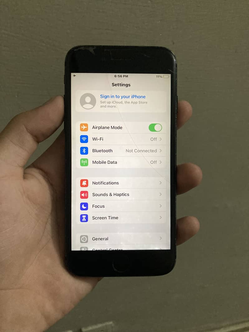 Apple iPhone 7 1