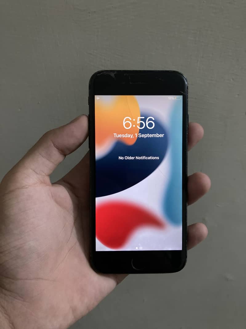 Apple iPhone 7 4