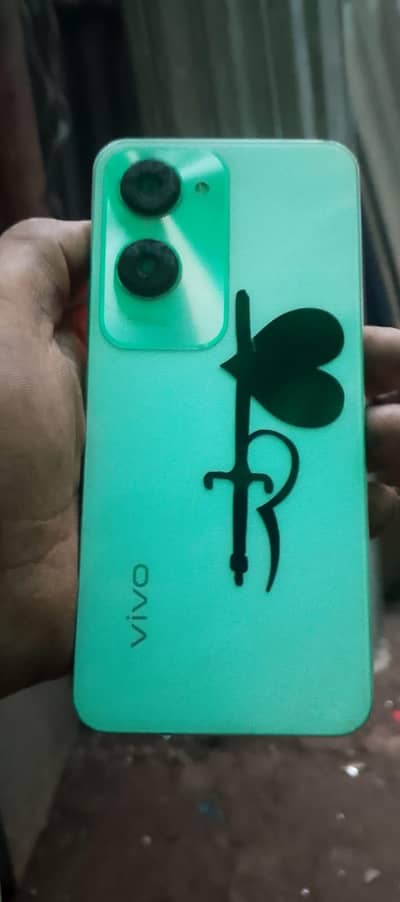 Vivo Y18