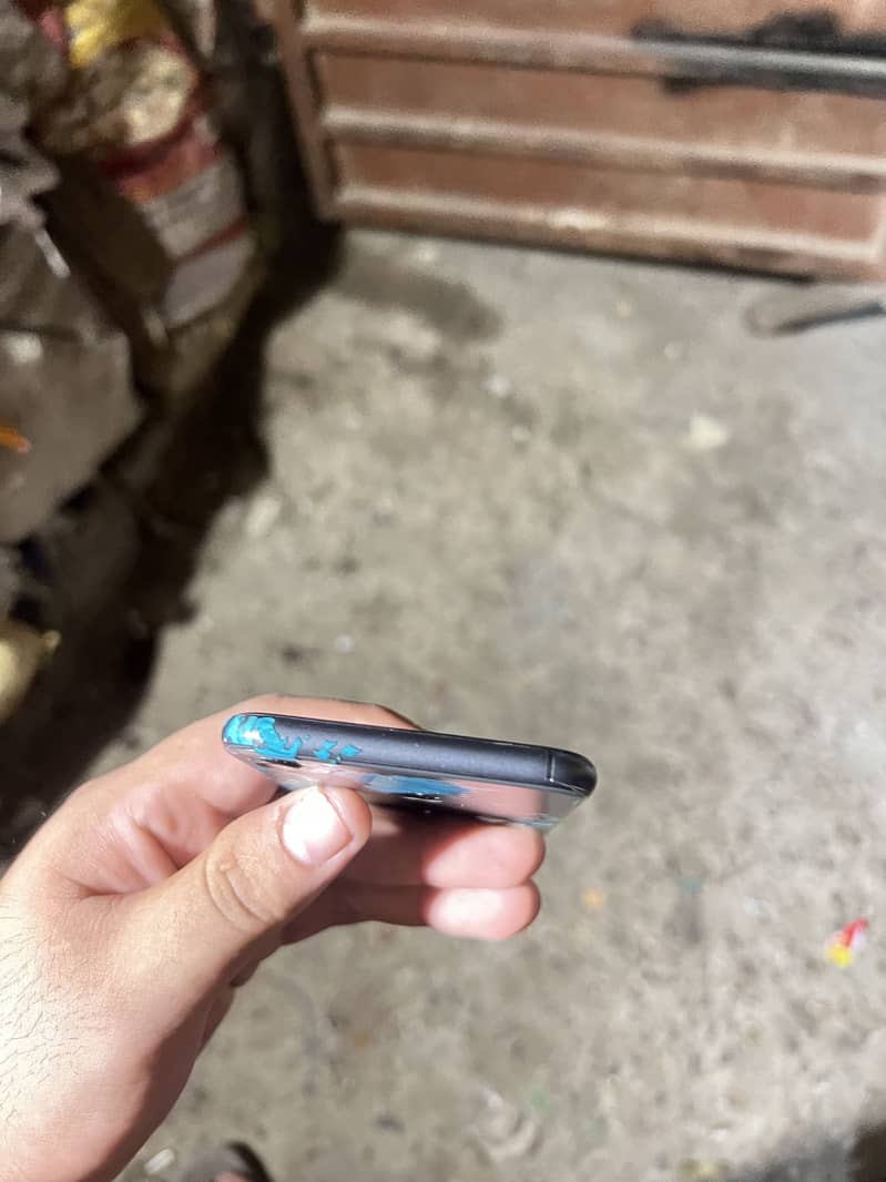 Apple iPhone 8 0