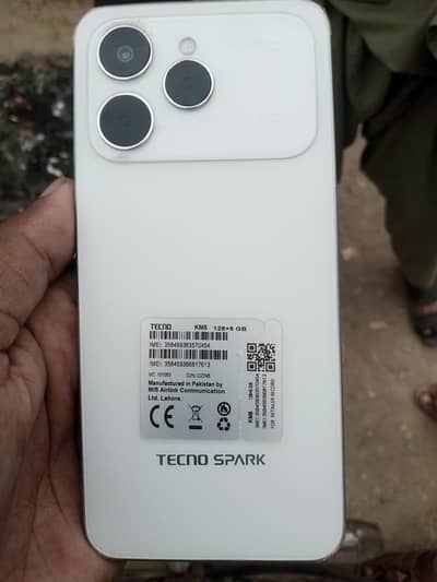 Tecno spark 40