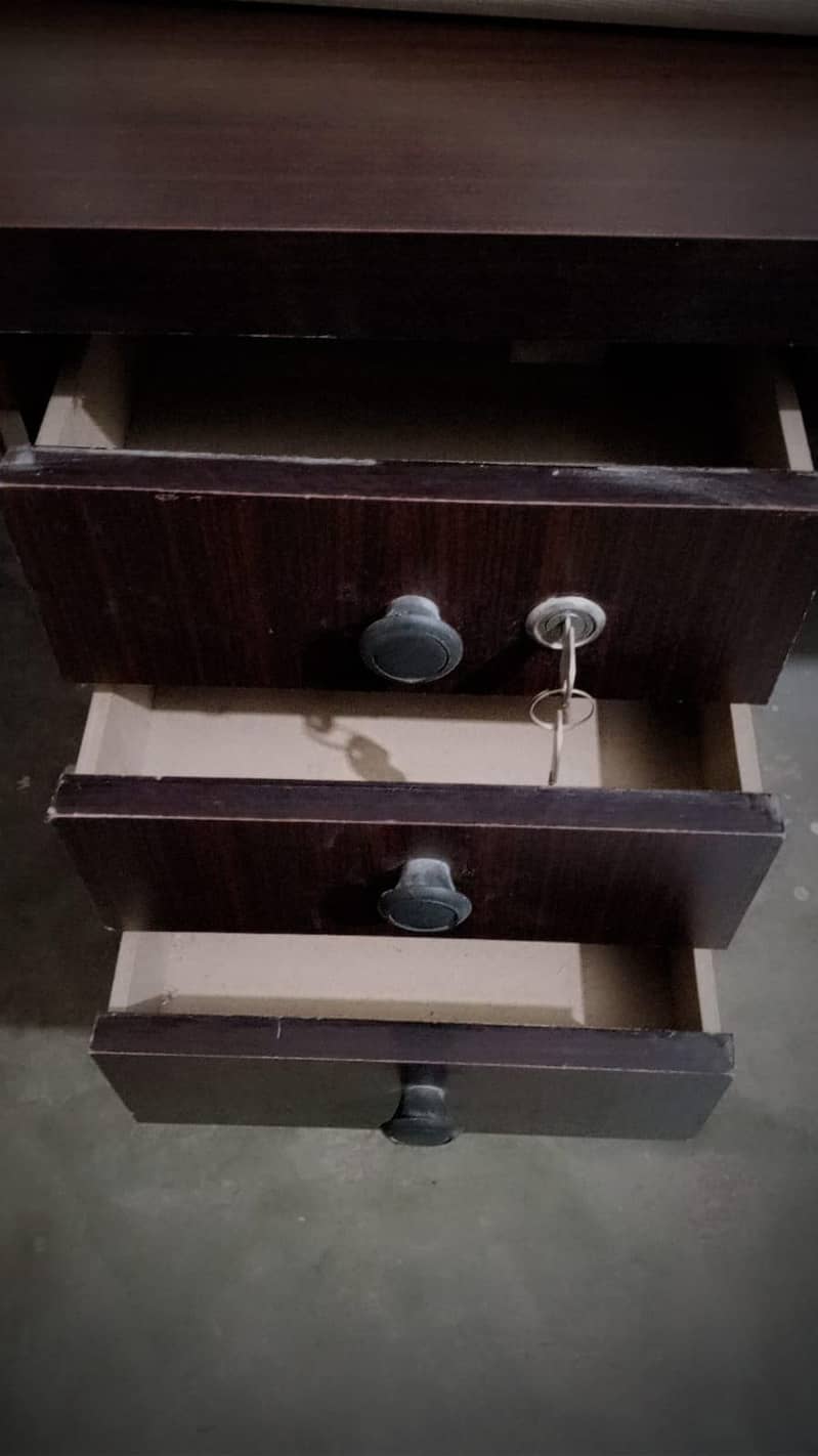 computer/study table 1