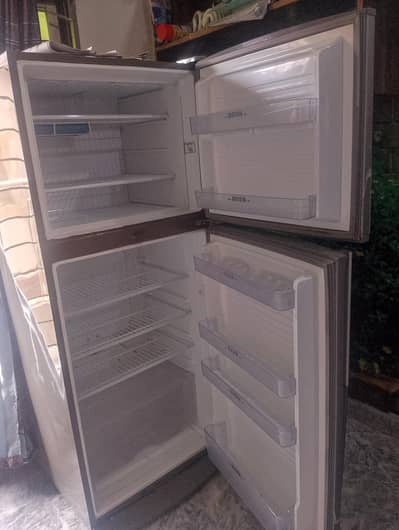Dowlance Refrigerator