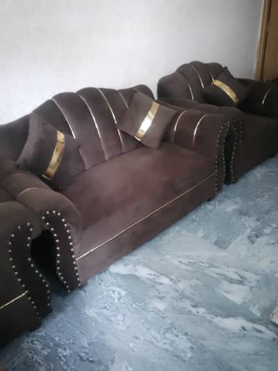 7 seather sofa set for sale with cousins and matching curtains