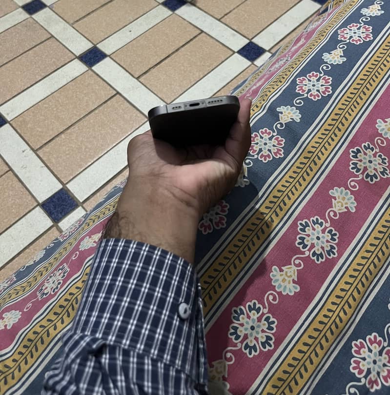 Apple iPhone 12 Pro 2