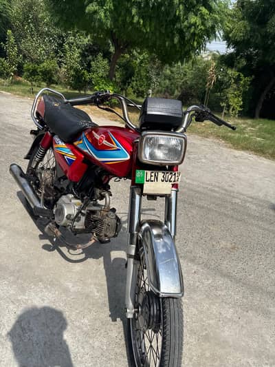 METRO MR 70 FOR URGENT SALE EXCELLENT FOR DAILY USE ALL OK BUY ND DRIV