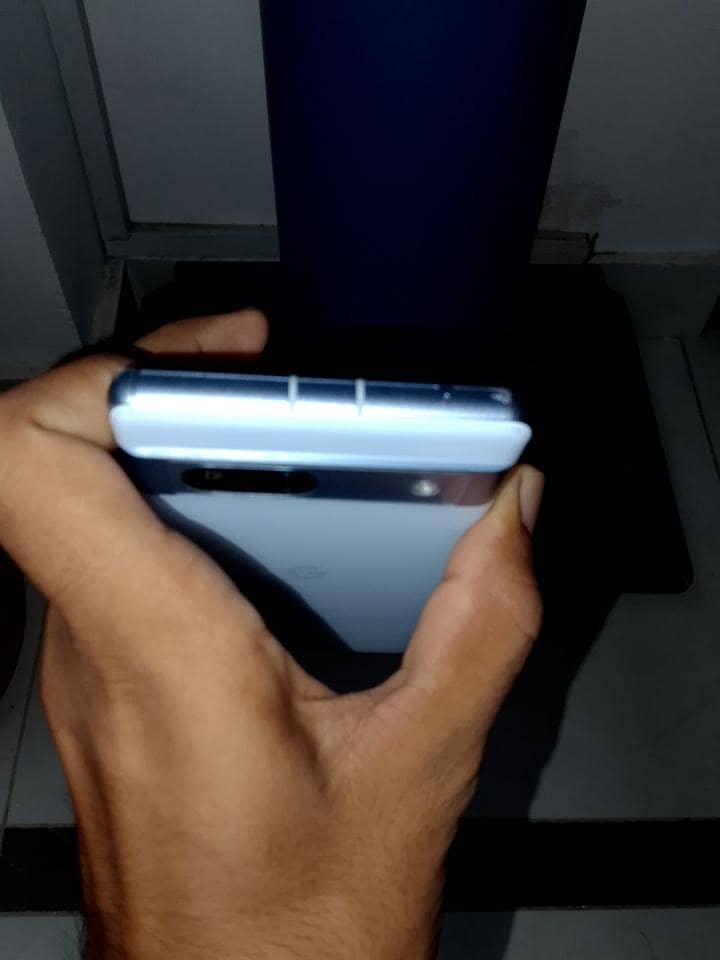 Google Pixel 7a 2