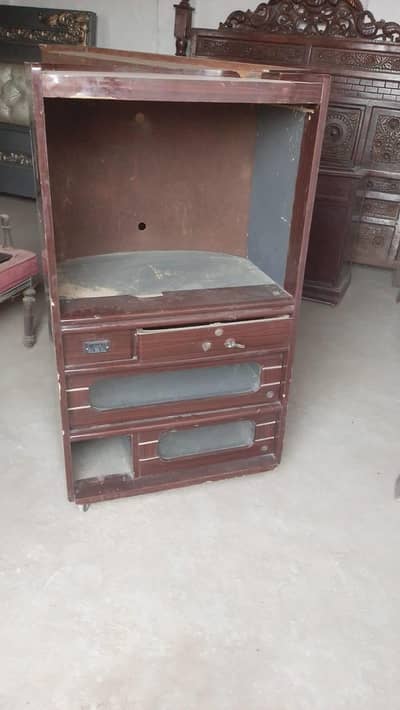 tv troli achi condition me h 03136666703