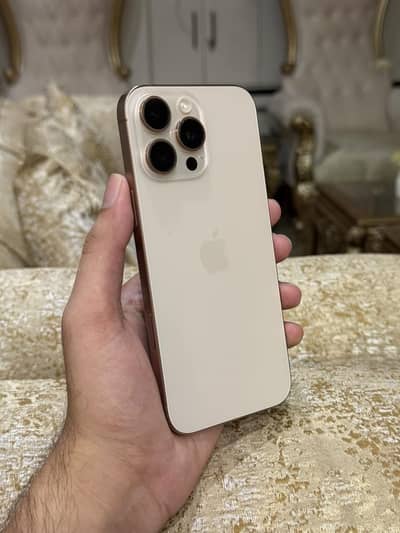 Apple iPhone 16 Pro Max