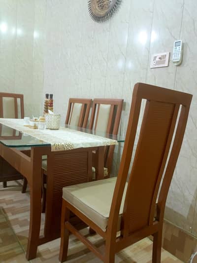 Dinning Table