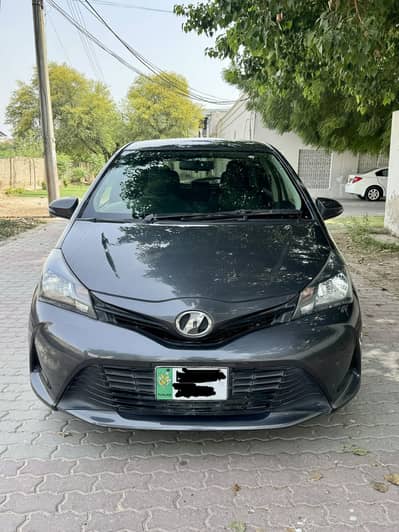 Toyota Vitz 2014