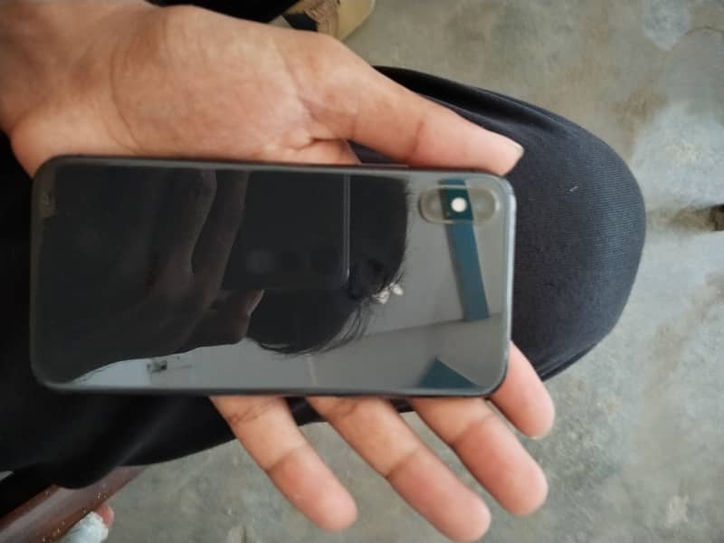 Apple iPhone X 1