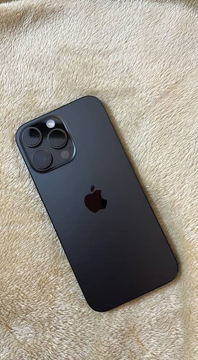 Apple iPhone 16 Pro Max
