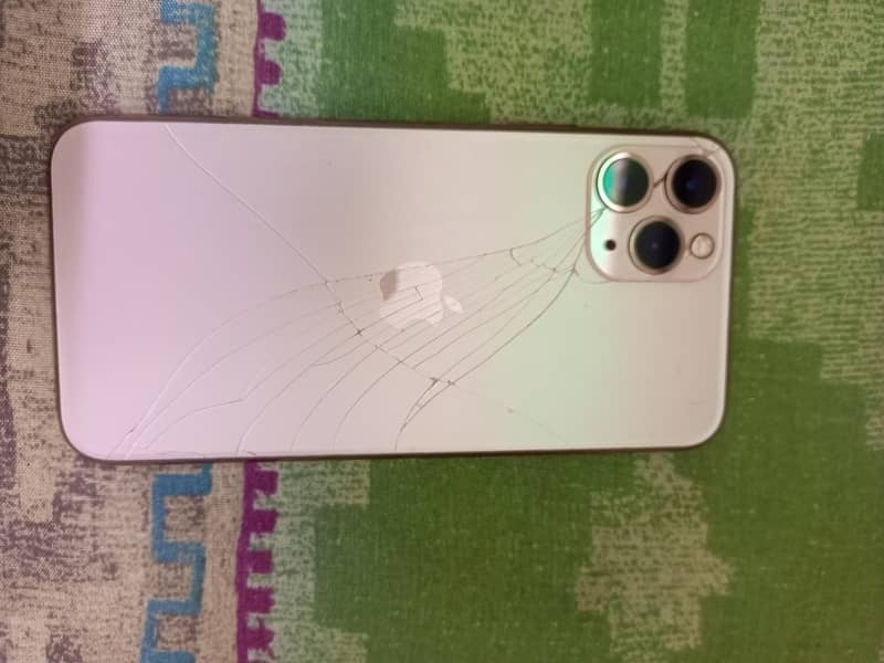 Apple iPhone 11 Pro 10