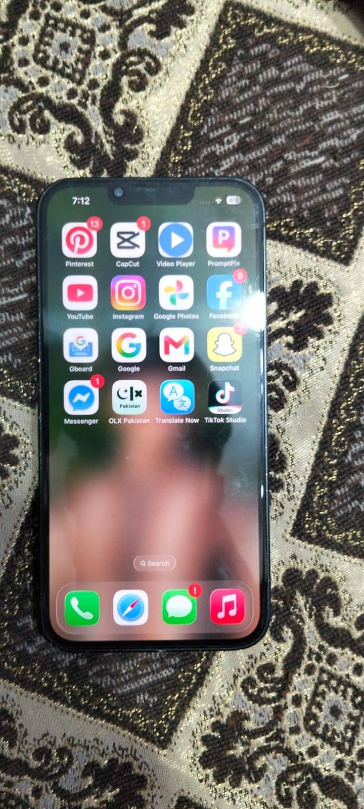 Apple iPhone 13 1