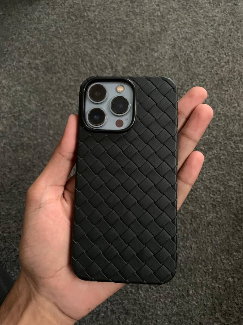 Apple iPhone 13 Pro 4