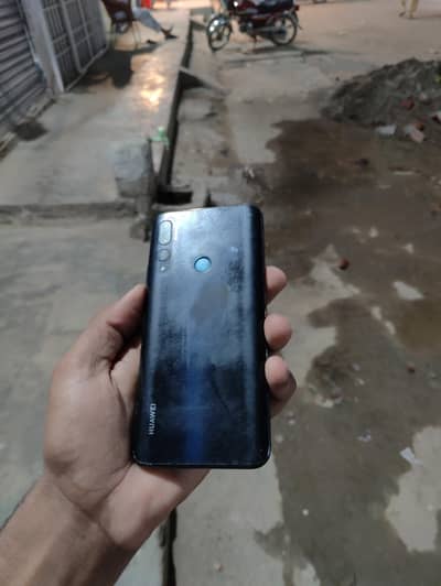 Huawei Y9