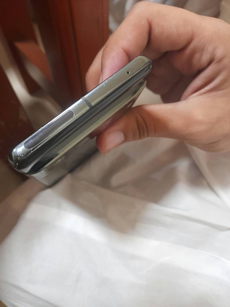 Google Pixel 7 Pro 6
