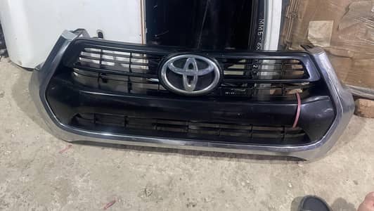 TOYOTA Hilux Revo