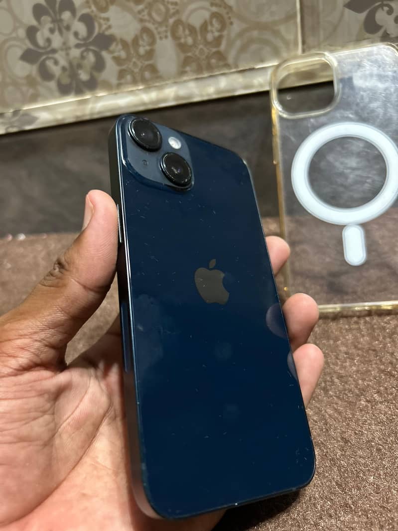 Apple iPhone 14 5
