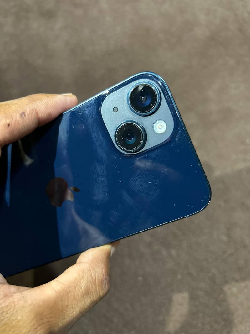 Apple iPhone 14 16