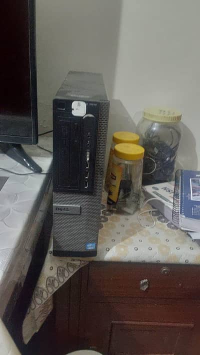 Dell 1 month old desktop Urgent Selling