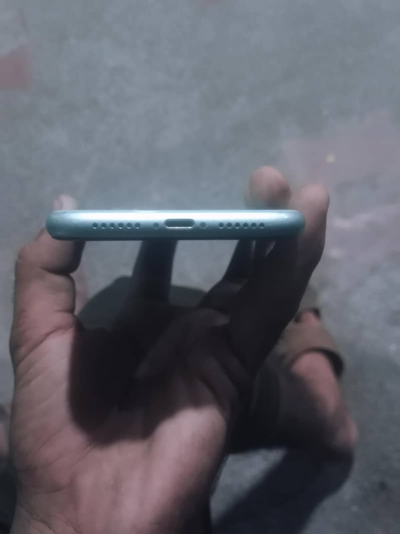Apple iPhone 11 1