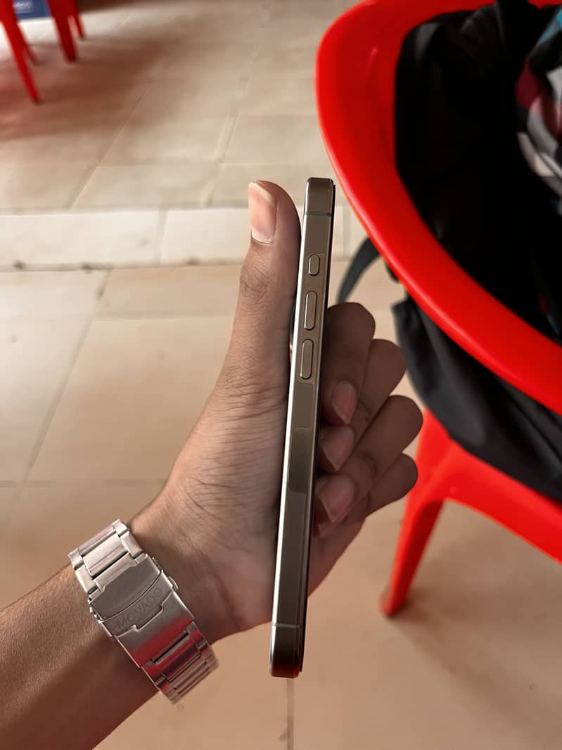 Apple iPhone 15 Pro 5